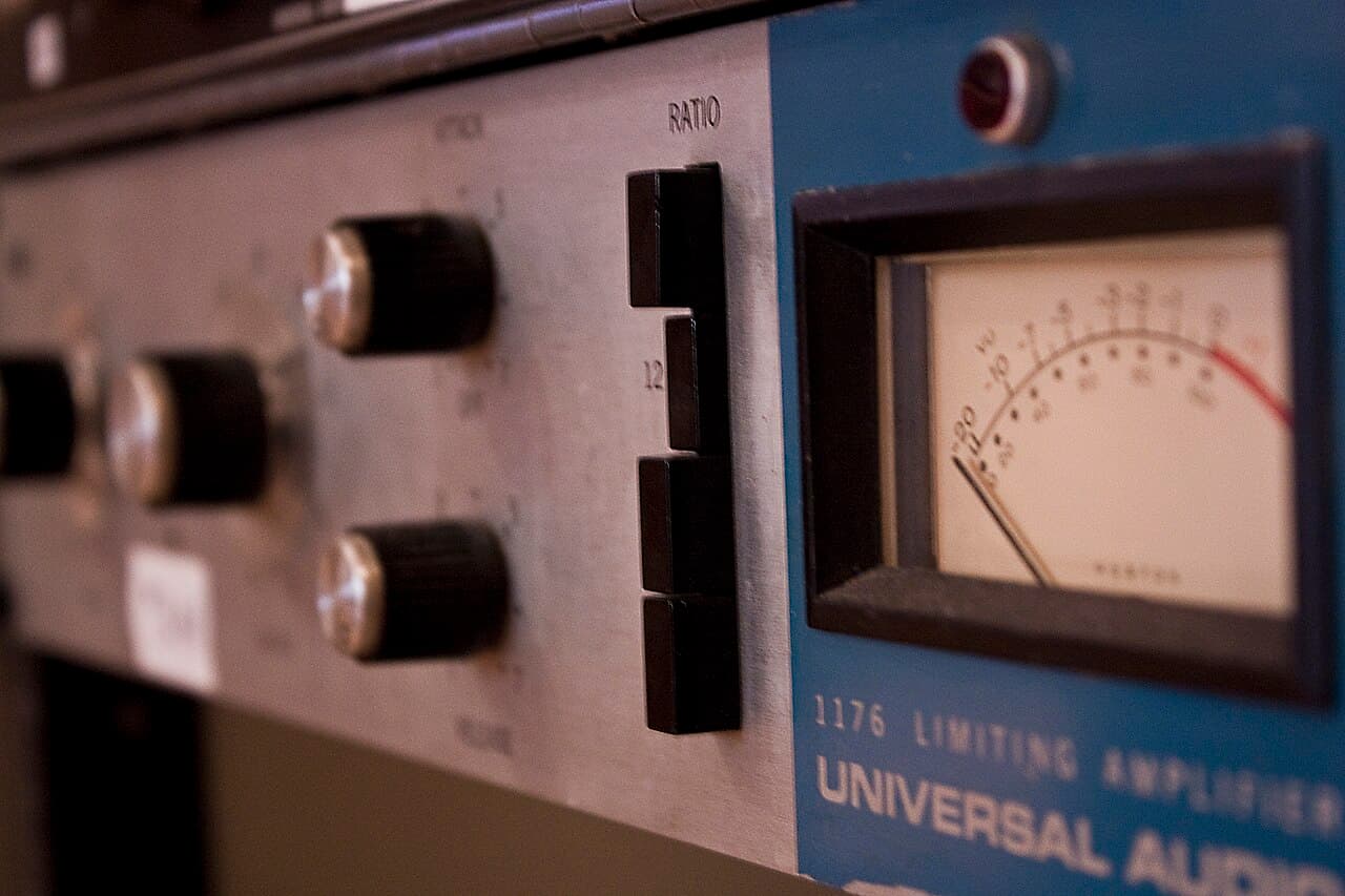 Universal Audio 1176, photo